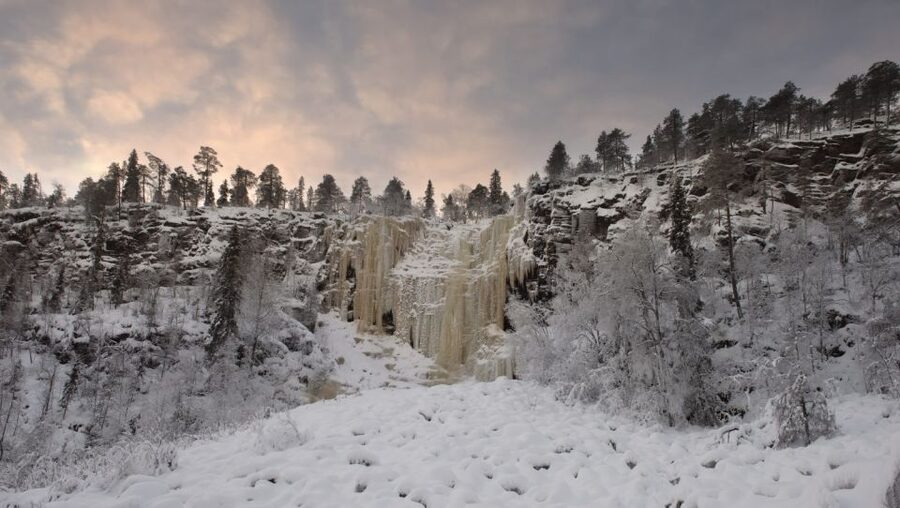 From Rovaniemi: Korouoma Frozen Waterfalls Small-Group Hike - Starting the two-hour, 5 km winter walk