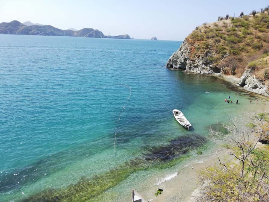 From Santa Marta: Sisiguaca Beach Hike with Snorkeling - From Parque de los Novios to Taganga