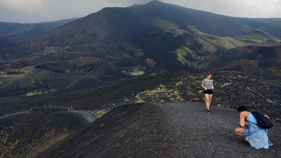 From Syracuse: Mount Etna Guided Morning Hike & Food Tasting - Who should book this experience?