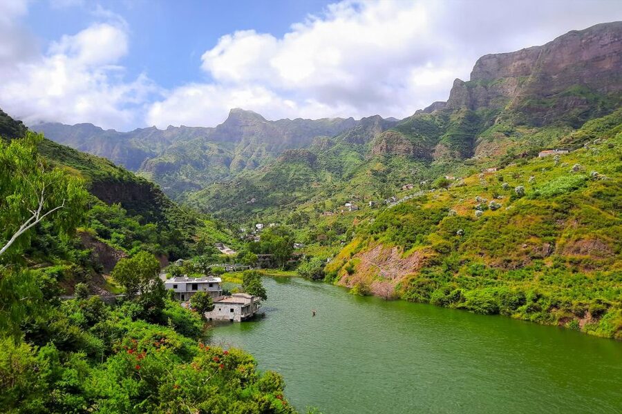 From Tarrafal: Serra to Principal Hike & Lunch with locals - Who Should Book This Hike?