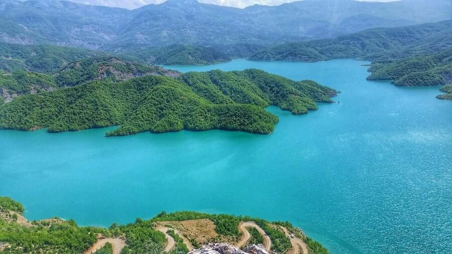 From Tirana: Bovilla Lake & Gamti Mountain Viewpoint Hike - A short stop at Bovilla Canyons