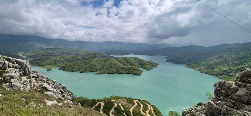From Tirana: Bovilla Lake Hiking and Kruje City Tour - Lunch with a view over Kruje