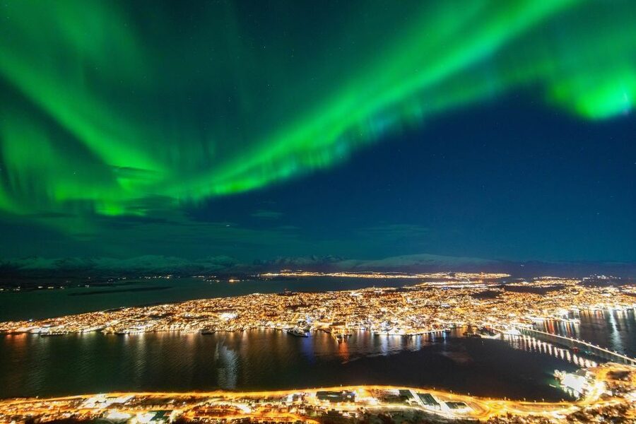 From Tromsø: Evening Fjellheisen Snowshoe Hike and Cable Car - Learning to use snowshoes on the mountain