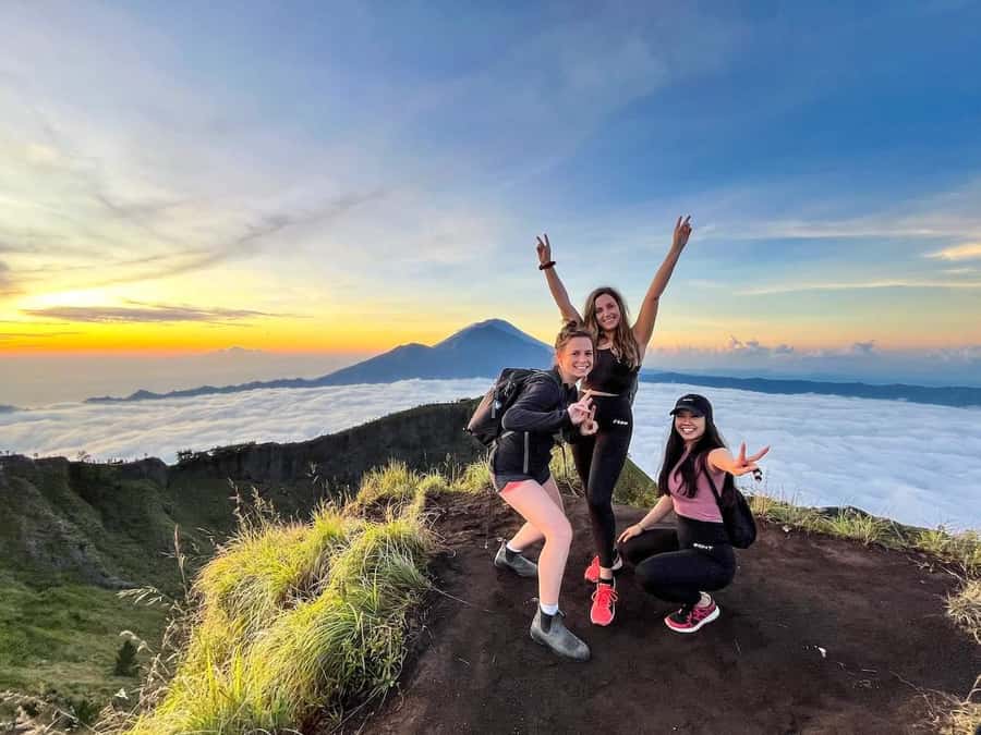 From Ubud: Mount Batur Hiking - Walking Mount Batur beneath the stars