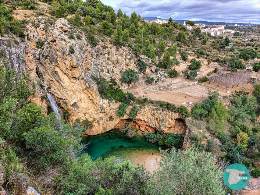 From Valencia: Hiking Tour to Two Stunning Waterfalls - Lunch is simple, flexible, and not included