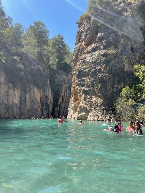 From Valencia: Montanejos Tour with Guided Hike - A practical eight-hour schedule