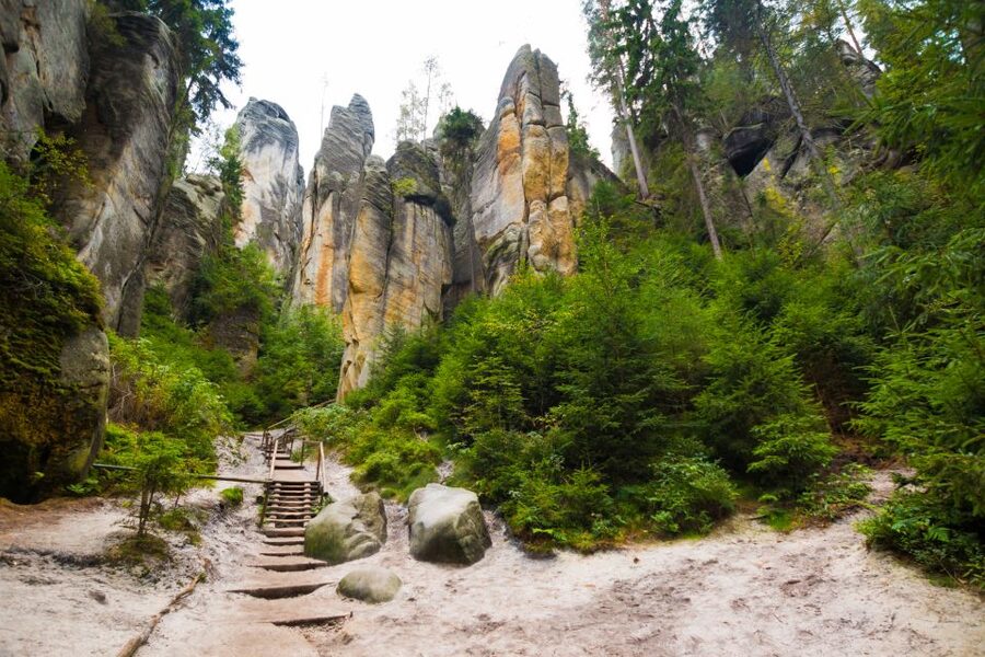 From Wroclaw: Hiking Trail in Rock City Adrspach - The two-hour ride from Wroclaw