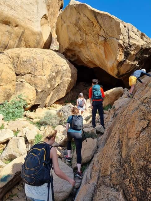 Fuerteventura: Ajuy Caves & hike to secret Las Penitas Arco - Key points at a glance