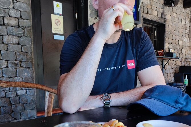 Gastro hike (Private Tour) - Claudio’s guiding style and private format