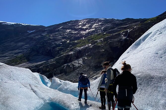 Glacier Hiking and Kayaking Tour on Nigardsbreen Glacier - From Labben to the glacial lake