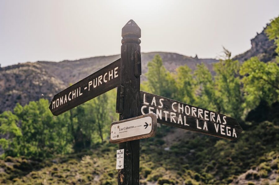 Granada: Los Cahorros de Monachil Canyon Hiking Tour - Should you book Los Cahorros?