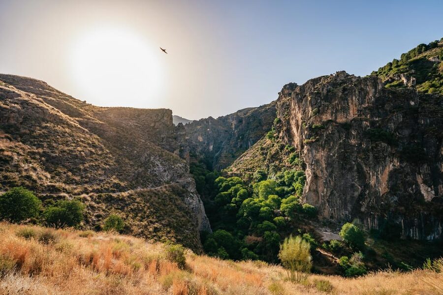 Granada: Los Cahorros de Monachil Canyon Hiking Tour - Why Los Cahorros makes a smart Granada side trip