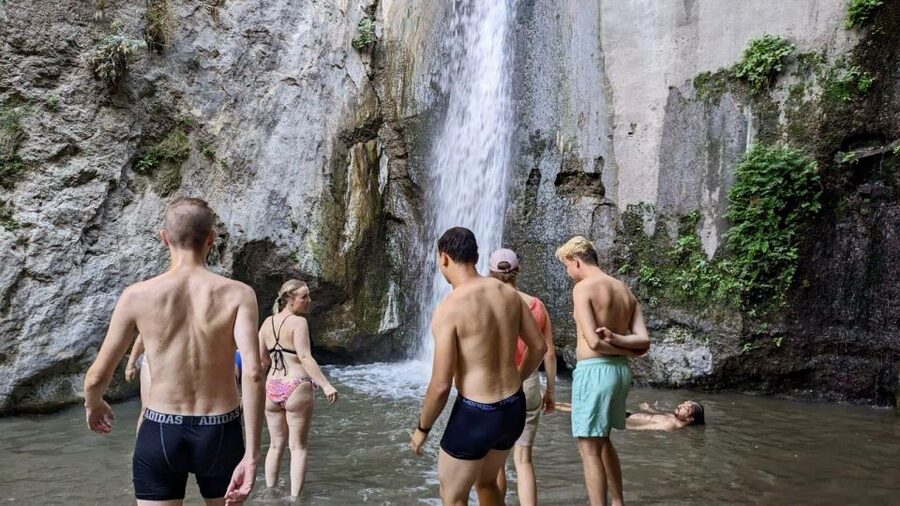 Granada: Los Cahorros Guided Afternoon Hiking Tour - Cueva de Las Palomas and the hands-on trail