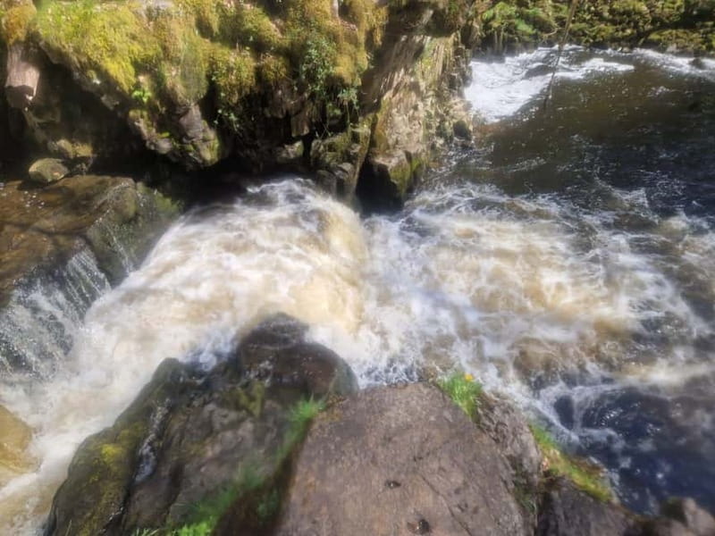 Guided Breacon Beacons 4 waterfalls in day hike from Cardiff - Cobblers’ Bridge and the first hour on foot