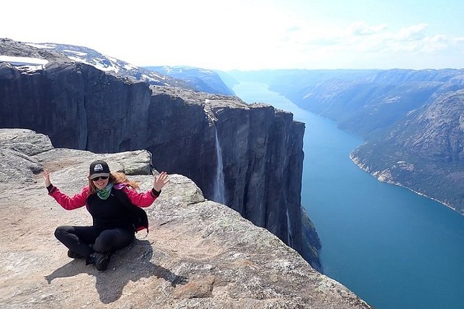 Guided hike to Kjerag and Kjeragbolten - What the trail is really like
