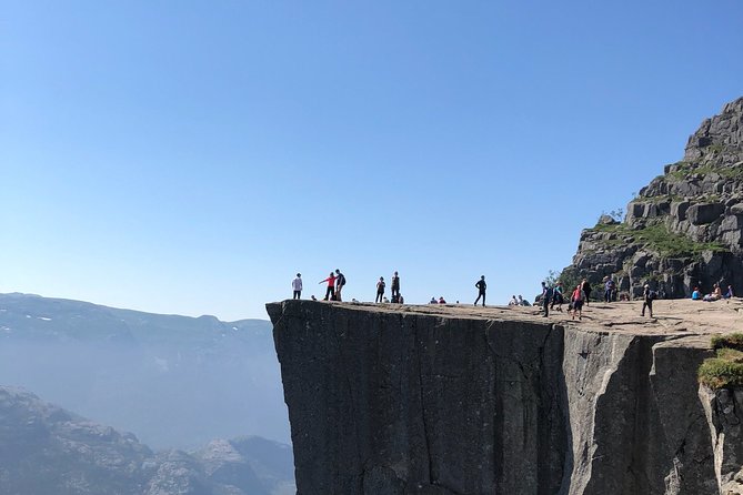 Guided hike to Pulpit Rock Preikestolen - Why Pulpit Rock deserves a full day