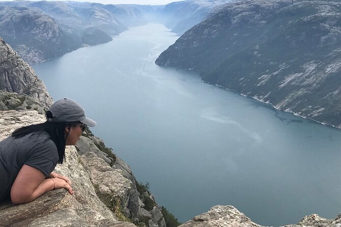 Guided hike to Pulpit Rock Preikestolen - Small groups and the value of a guide