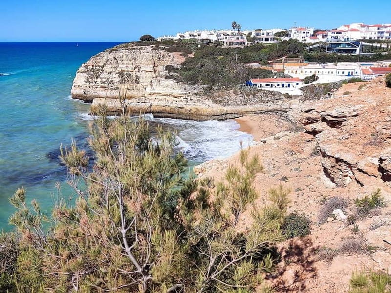 Guided hiking tour on the Seven Hanging Valleys Trail - Finishing at Vale de Centeanes