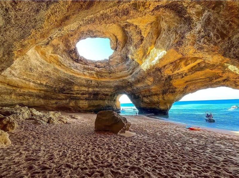 Guided hiking tour on the Seven Hanging Valleys Trail - Starting at Praia da Marinha