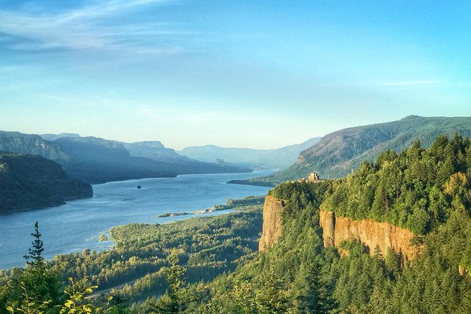 Hike and Bike Tour to Columbia River Gorge Waterfalls - First views at Multnomah Falls or Vista House