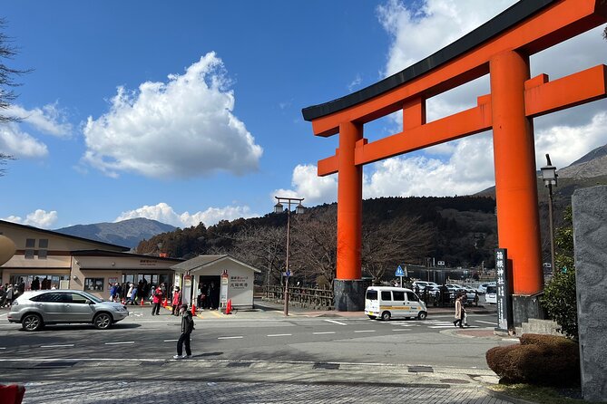 Hike Japan Heritage Hakone Hachiri with certified mountain guide - Why Hakone Hachiri makes a better history walk