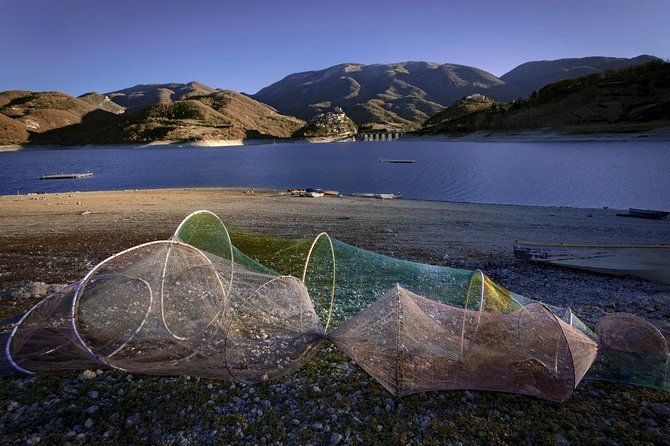 Hike Lake Castle and Good Food! - Lake Turano photo stops