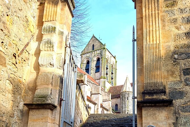 Hiking Adventure in Van Gogh's Footsteps with 6 miles walk - Starting beside the Oise River