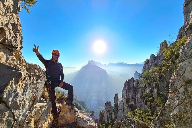 Hiking Climbing And Rappelling In The Eaglets Nest - From city streets to Parque La Huasteca