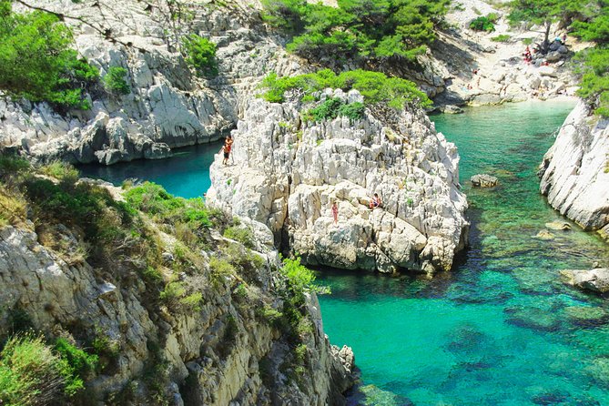 Hiking in the Calanques National park from Marseille - Key points to know before you book