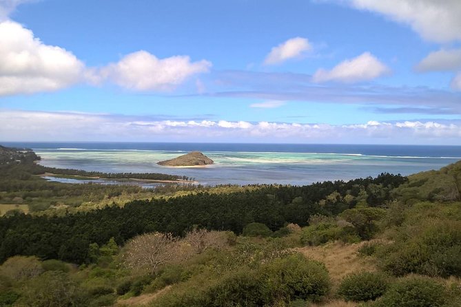 Hiking Le Morne Brabant - Guides who add real value