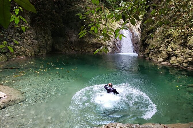 Hiking Tabernacle Thundering Waterfall in Dominican Republic - From Parque Cervantes to the Los Cacaos highlands