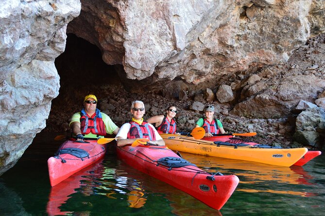 Hoover Dam & Hot Springs Kayak Tour with Lunch & Expert Guide - Wildlife and quiet moments on the river