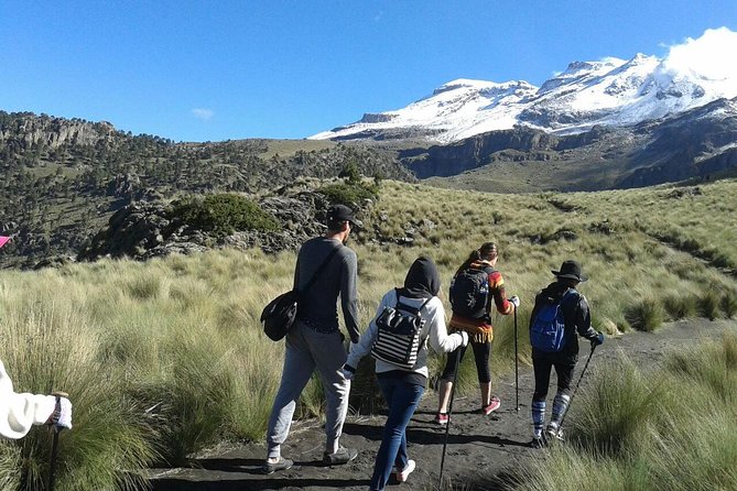 Iztaccihuatl Volcano Hike with an Alpinist - Why altitude is the main difficulty