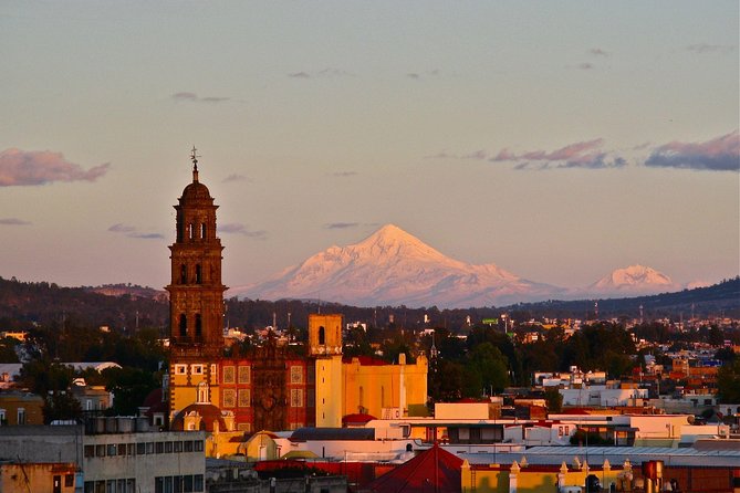 Iztaccihuatl Volcano Hike with an Alpinist - The guides and what to expect from them