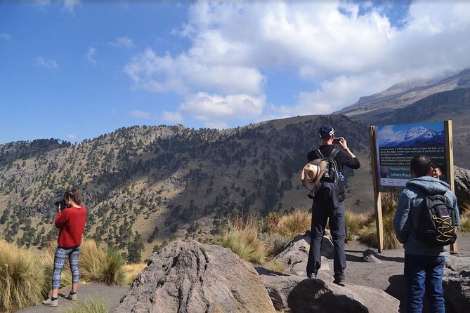 Iztaccihuatl Volcano Hike with an Alpinist - Problems worth planning around