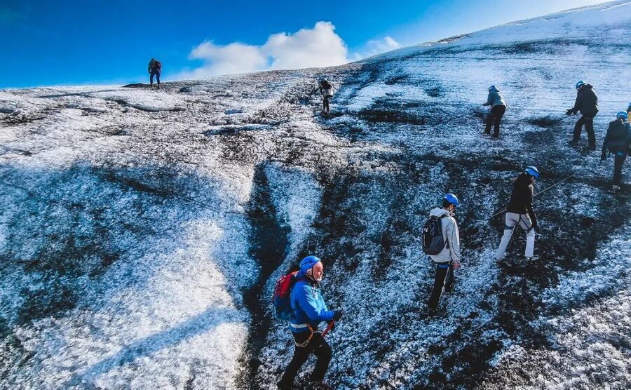 Jökulsárlón: Vatnajökull Glacier Guided Hiking Tour - Two hours on the ice