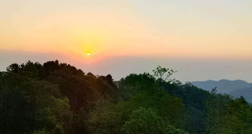 Kathmandu: Nagarkot Sunrise & Hike with Lunch -Private/Group - Nagarkot before breakfast