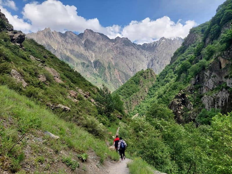 Kazbegi: Gveleti Waterfall Guided Hike - The Guide Makes A Short Tour Better