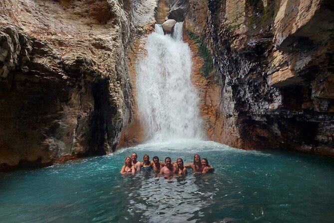 La Leona waterfall adventure hike half day - Quick takeaways