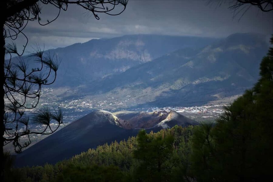 La Palma: Tajogaite Volcano Guided Hike - What to bring and how to judge your fitness