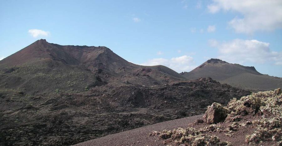 Lanzarote: Guided Volcano Hike with Transfers - Why this hike is better than a quick volcano viewpoint