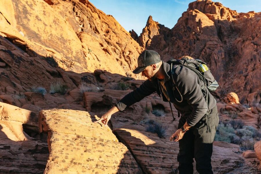 Las Vegas: Valley of Fire Guided Hike with Drinks and Snacks - How to prepare for a better hike