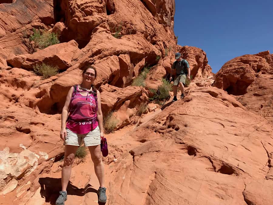 Las Vegas: Valley of Fire Half-Day Guided Hike with Pickup - Seven Sisters or the cabins finish the outing