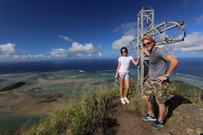Le Morne Mountain: Guided Hike With Our Professional Local Guides - Who should book this hike?