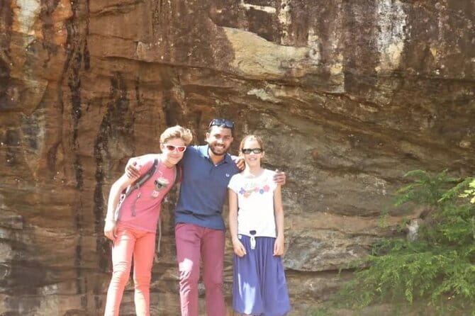 Little Adams peak Sunrise Hike and Yoga Lesson . - A closer look at the yoga instruction