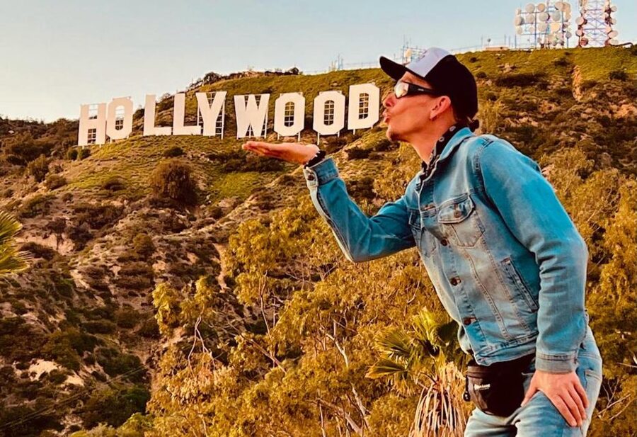Los Angeles: Front & Back of Hollywood Sign Hike Guided Tour - The Sunset Strip, studios, and Forest Lawn
