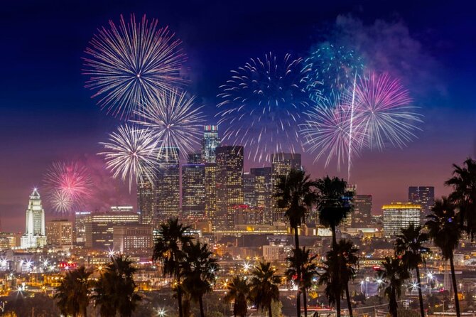 Los Angeles: Hollywood Sunset Walking & Hiking Tour - Starting at Ovation Hollywood on Highland Avenue