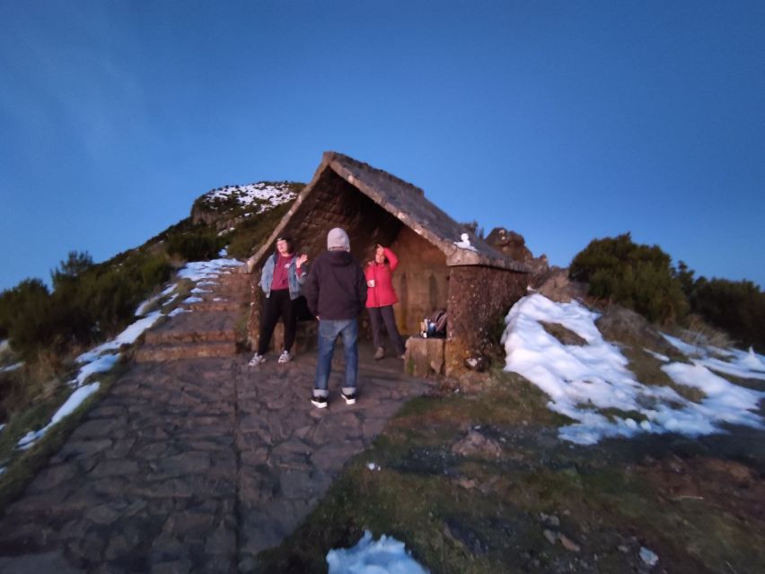 Madeira: Pico Ruivo Guided Sunrise Hike with Hotel Pickup - Who should book this sunrise hike?