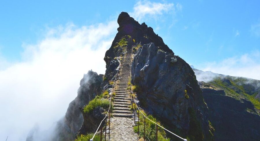 Madeira Stairway to Heaven to Larano Hike Mountain to Sea - A picnic with local snacks