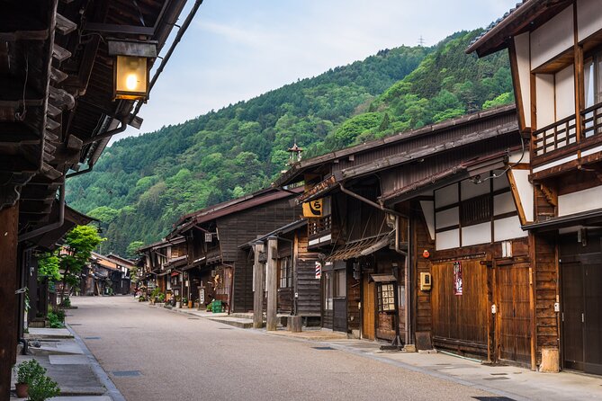 Magome & Tsumago Nakasendo Trail Day Hike with Government-Licensed Guide - Key points before you book